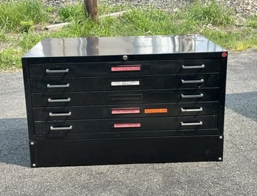 ARCHIVE DESIGNS nice black metal flat file from local Artist's home, she is moving out of the