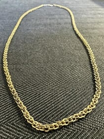 24" long 10k chain, from local estate, weighs 7.7 pennyweights.