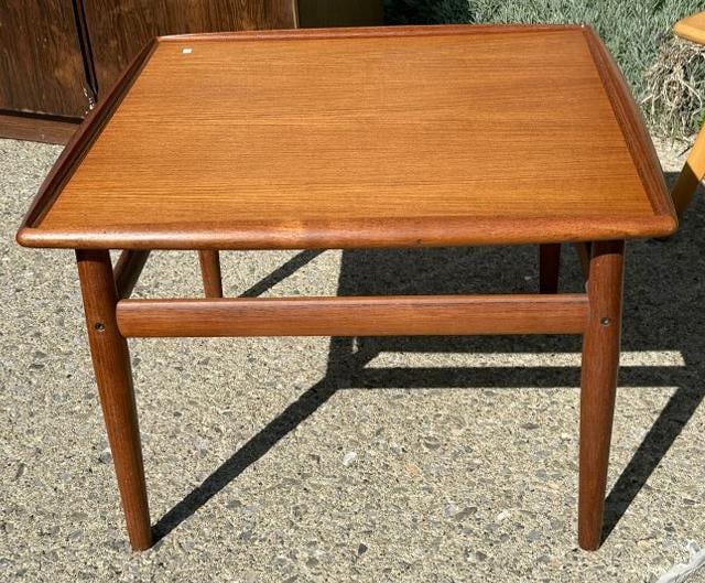 Teak Danish Modern side table designed by Great Jalk, clean condition, structurally sound, from nice (1 of 2)