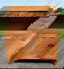 19th c pine drysink cupboard from Hudson Valley country home. In nice estate condition, wonderful