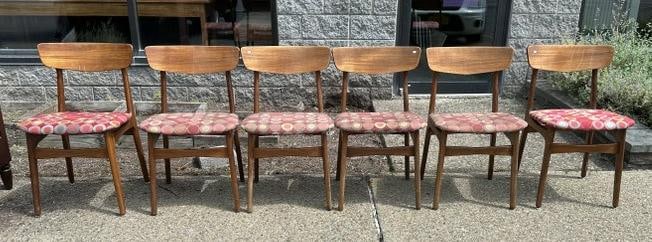 (6) Mid Century teak dining chairs, from Hudson Valley estate, structurally sound, has wear to