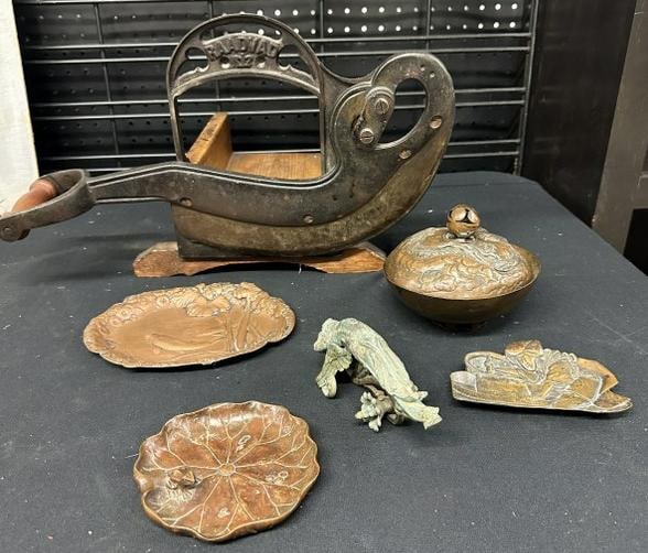 Misc. estate lot to incl. RAADVAD Swedish bread slicer, Asian bronze tray with frog ( signed on (1 of 11)