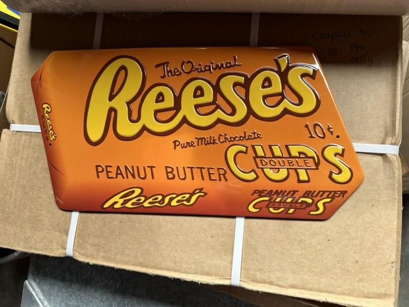 4 cases REESE'S tin embossed signs plus loose ones (7.5" X 15") 210 pcs plus. (1 of 1)