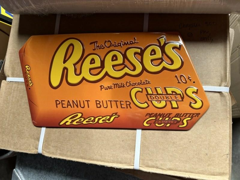 5 cases REESE'S tin embossed signs (7.5" X 15") 210 pcs. (1 of 1)