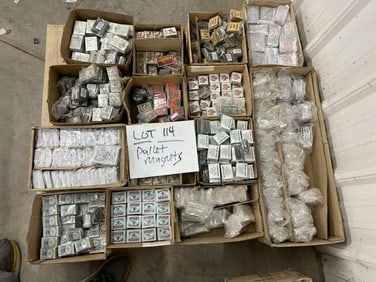 Thousands of advertising magnets, good variety….