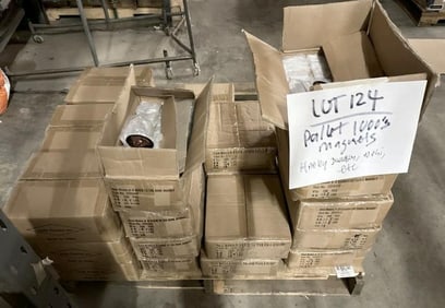 (25) cases over (7200) magnets, (288) in a case , includes HARLEY DAVIDSON, MOXIE, NEHI……