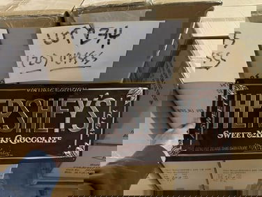 (20) cases (840 signs ) HERSHEY'S BAR tin embossed signs…..( 42 in a case ). They measure 8" x