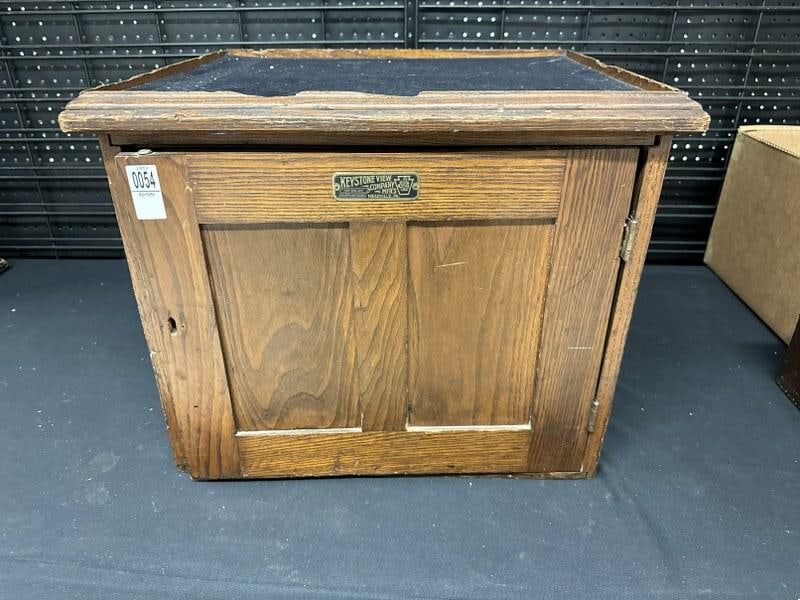 Keystone 6 drawer wooden cabinet with 600 stereoviews. Many duplicates.: Keystone 6 drawer wooden cabinet with 600 stereoviews. Many duplicates.
