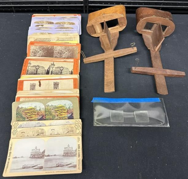 Lot of stereoviewers and stereoviews. There are 2 stereoviewers included. One is complete but the (1 of 1)