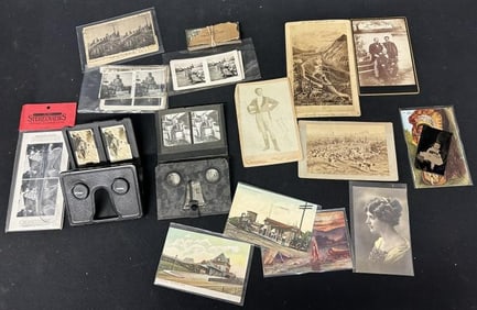 Misc lot consisting of: 18 Raumbild-Verlag Nazi Stereoviews; 24 small-format nude stereoviews; 17