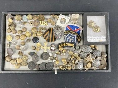 Traylot of early Military buttons, a few patches, etc. From Hudson Valley estate, of GAR and