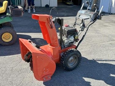 ARIENS Deluxe 24 snowblower, from local estate, appears to have little use, stored in barn, owner