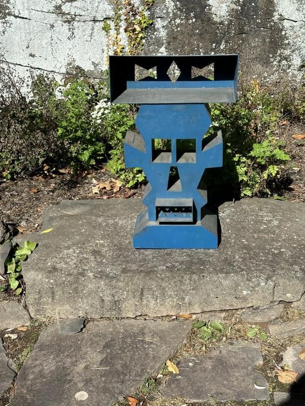 Maury Colow (1917-1993) Woodstock, NY abstract metal sculpture of a face, measuring 31" high x 18.5": Maury Colow (1917-1993) Woodstock, NY abstract metal sculpture of a face, measuring 31" high x 18.5" wide x 6.5" deep. Directly from his Woodstock, N.Y. estate.