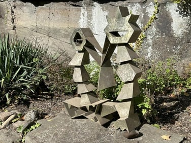 Maury Colow (1917-1993) Woodstock, N. Y. steel abstract face sculpture, measures 44" high x 34" wide