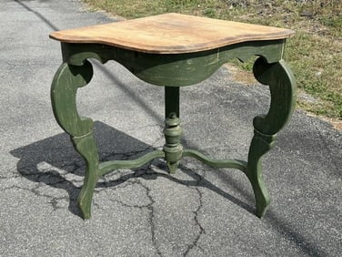 Wonderful form green base pine corner table, from Woodstock, N.Y. country home, structurally sound,