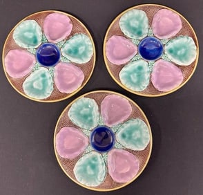 (3) English majolica OYSTER plates, matching, in overall nice estate condition, found in Hudson