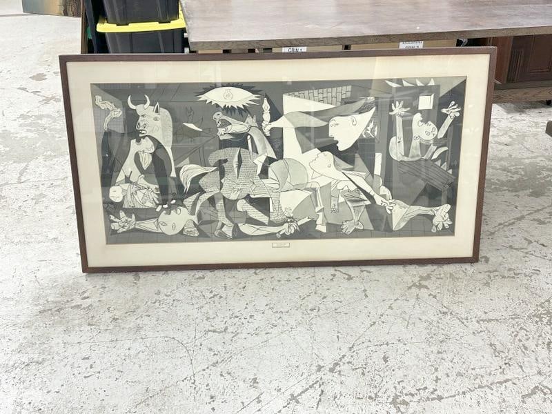 Very nice Picasso large print titled ( GUERNICA ), in Mid Century period frame, nice conditon, from (1 of 4)