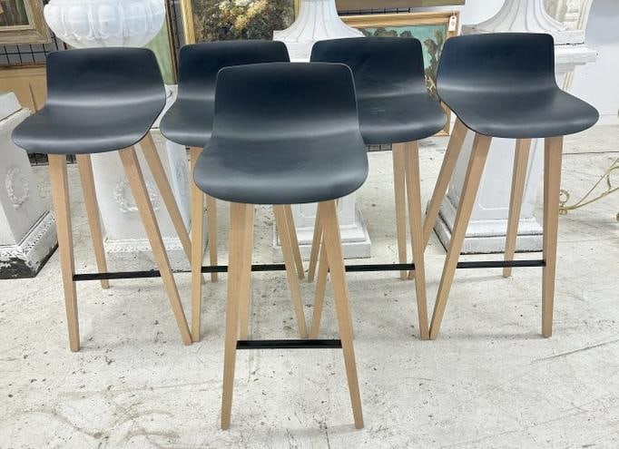 (5) brunner fina designer bar stools in fine condition, they measure 36.5" high to top of (1 of 3)
