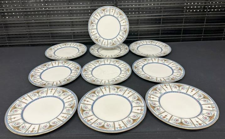 (10) MINTON beautiful dinner plates, with wonderful pattern, very nice estate condition, the plates: (10) MINTON beautiful dinner plates, with wonderful pattern, very nice estate condition, the plates measure 10.25" across. From stone house in Hudson Valley.