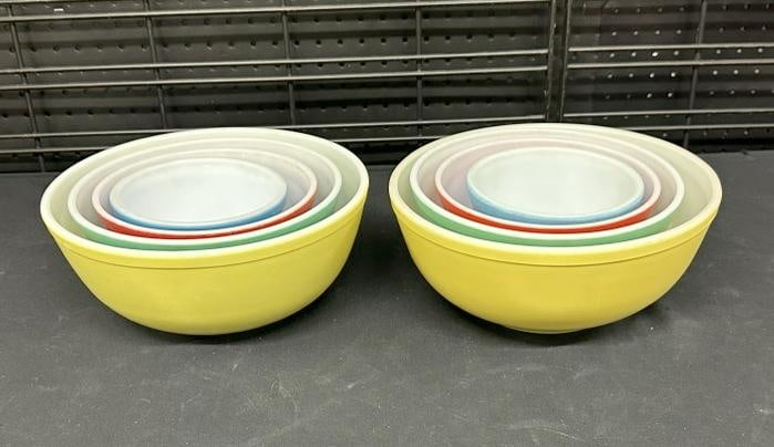 (2) PYREX nests of graduated bowls, primary colors, in very nice estate condition. Good lot for a: (2) PYREX nests of graduated bowls, primary colors, in very nice estate condition. Good lot for a dealer to sort out…