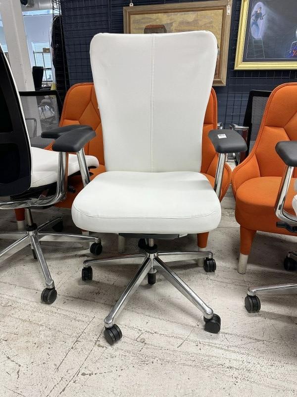 HAWORTH high end  swivel office task chair, with white leather seat and back, fine condition, with (1 of 2)