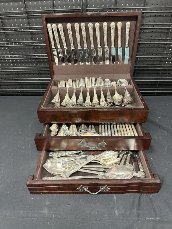 Huge SHEFFIELD silverplate flatware set in case, with some other maker utensils included. In very (1 of 7)