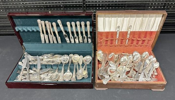 (2) boxes silverplate flatware, mixed sets, good lot for dealers to sort out…a lot there…. (1 of 4)