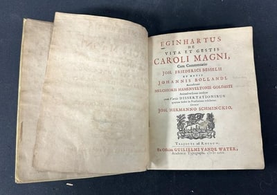 (1711 ) EGINHARTUS DE VITA ET GESTIS CAROLI MAGNI, CUM COMMENTARIO. Nice overall condition, spine