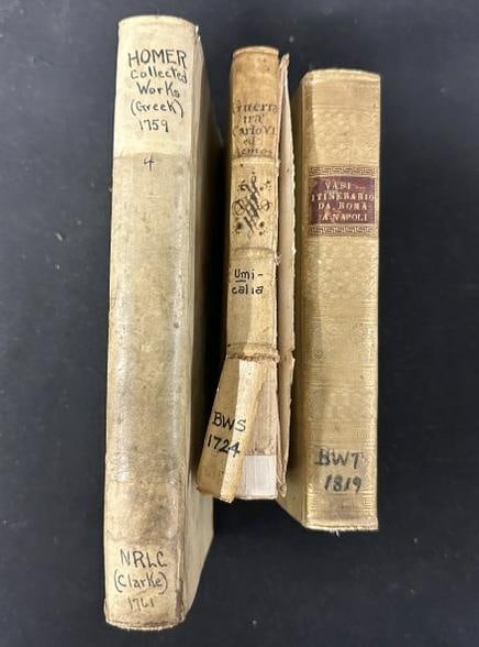 (3) early books - ITINERARIO ISTRUTTIVO DA ROMA A NAPOLI ( published 1819 ) - GUERRA TRA CARLO VI (: (3) early books - ITINERARIO ISTRUTTIVO DA ROMA A NAPOLI ( published 1819 ) - GUERRA TRA CARLO VI ( published 1724 ), this has torn spina and loose - and the 3rd book is HOMER COLLECTED WORKS ( publis