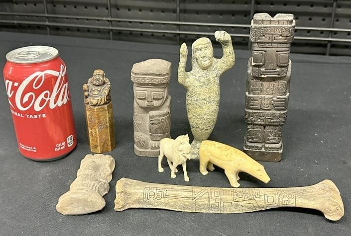 (8) pc. Interesting estate lot, just as we found them, good lot for a dealer to sort out…..Mayan: (8) pc. Interesting estate lot, just as we found them, good lot for a dealer to sort out…..Mayan or Pre Columbian, bone with engraving, etc. From estate in Hyde Park, N.Y.