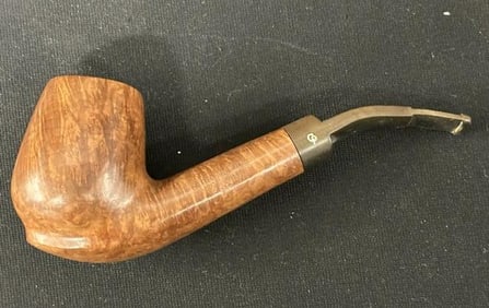 CHARATAN'S EXECUTIVE pipe, in very nice condition, 12/16" bowl, straight grain, circa 1970's... I