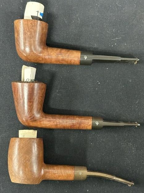 (3) CHARATAN'S pipes to include - Charatan "Special" 13/16" bowl, circa 1970, straight Bird's Eye -: (3) CHARATAN'S pipes to include - Charatan "Special" 13/16" bowl, circa 1970, straight Bird's Eye - Charatan "Special", 14/16" bowl, circa 1965, straight Bird's Eye, -and Charatan's "Special" 13/16" b