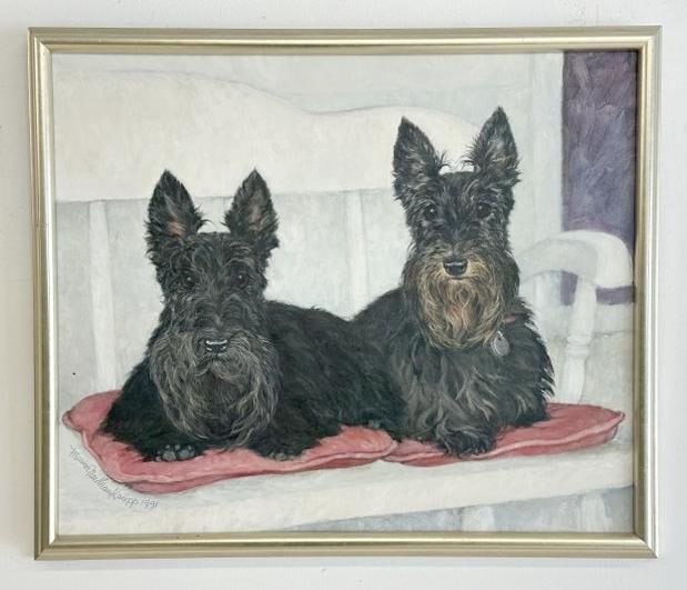 Marion Needham Krupp o/c portrait (2) Scottish Terriers, dated 1991, in nice estate condition.: Marion Needham Krupp o/c portrait (2) Scottish Terriers, dated 1991, in nice estate condition. Painting measures 20" x 24", nice silver gilt frame which measures 22.5" x 26". From the estate of world 