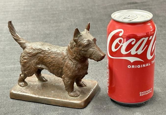 Edwin E. Codman (19/20th century) bronze SCOTTISH TERRIER, ( marked GORHAM FOUNDERS ), in very nice: Edwin E. Codman (19/20th century) bronze SCOTTISH TERRIER, ( marked GORHAM FOUNDERS ), in very nice condition, nice patina. Measures 6" long x 4.5" high. From the estate of world renowned Scottish Ter