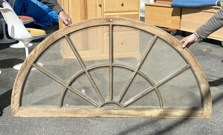 Nice circa 1900 decorative window frame, found in Hudson Valley barn, nice overall as found: Nice circa 1900 decorative window frame, found in Hudson Valley barn, nice overall as found condition. Measures 35.5" high x 70" across the bottom x 2" thick frame.