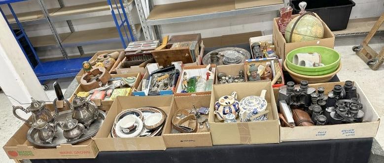 Large estate lot of collectibles, smalls, porcelains, glass, metalwares, advertising, flatware,: Large estate lot of collectibles, smalls, porcelains, glass, metalwares, advertising, flatware, etc. From estate in Hudson Valley, a lot there, great lot for a dealer to sort out…..