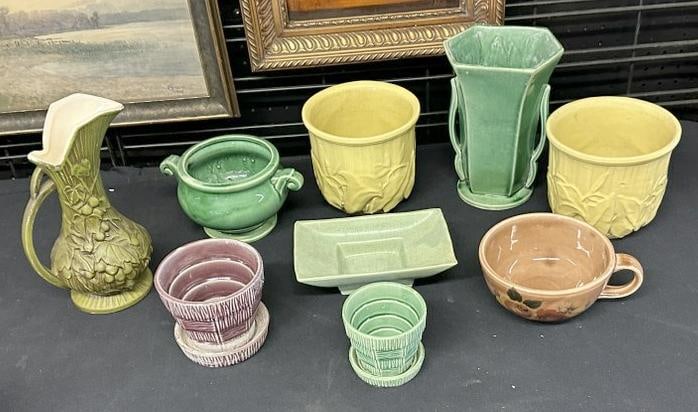 (9) pcs. McCoy art pottery in good overall estate condition.: (9) pcs. McCoy art pottery in good overall estate condition.