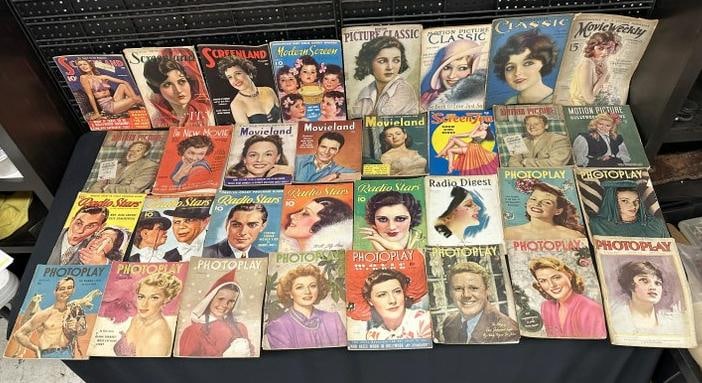 (75) early MOVIE & RADIO related celebrity magazines, from 1920's and up, a few later ones in the: (75) early MOVIE & RADIO related celebrity magazines, from 1920's and up, a few later ones in the lot, great covers, some covers loose, some tattered, all covers are there.....From estate of old time 