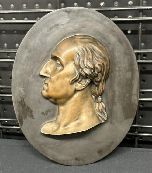 Bronze GEORGE WASHINGTON placque, possibly of a building (?), measures 12" x 9". In very nice (1 of 3)