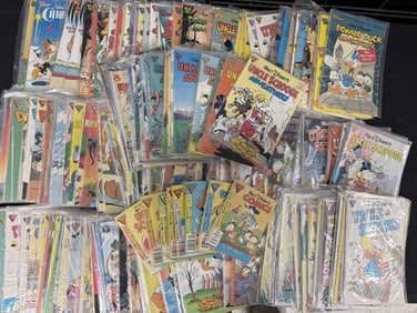 Lot of 160+ 1980s-90s Gladstone Walt Disney Comics plus eight Gladstone Walt Disney Digests. Titles