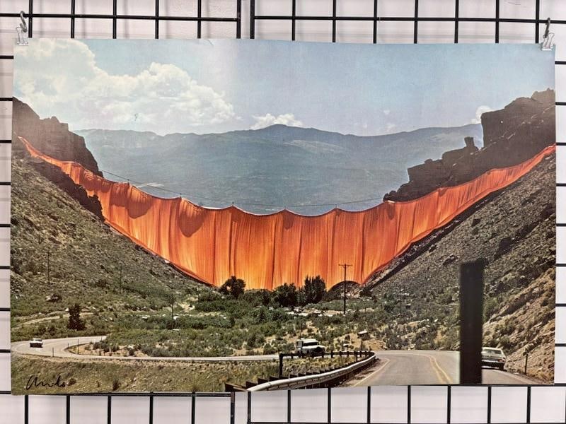 Signed Christo Valley Curtain poster. The poster measures 39" x 25" and is signed in pen in the (1 of 7)