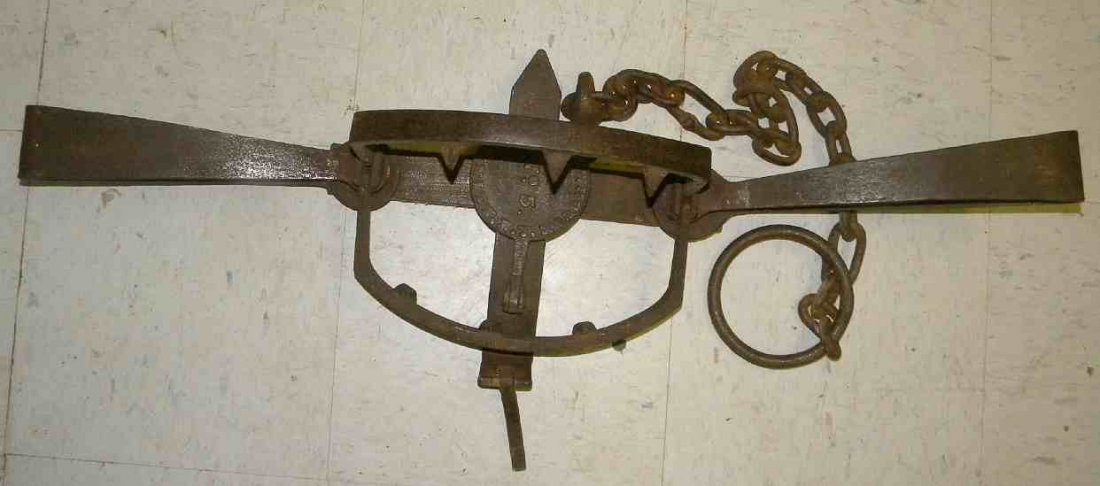 S NEWHOUSE #5 Old Bear Trap From Adirondack Collection: S NEWHOUSE #5 Old Bear Trap From Adirondack Collection, measures 35 1/2" across.