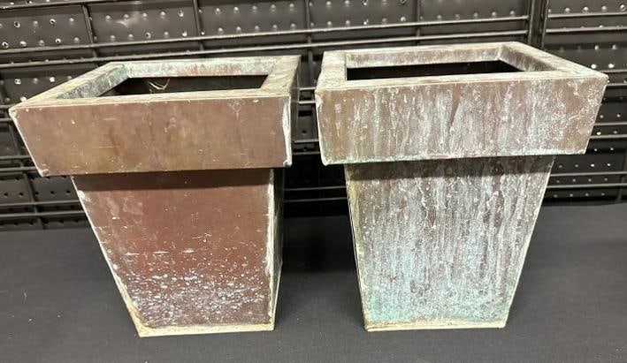 (2) older copper pair of copper flower pots, great patina, structurally sound. Measure 10" high x 9" (1 of 3)