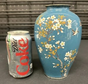 Japanese CLOISONNE vase in nice estate condition, measures 7.75" high, marked on bottom as pictured,