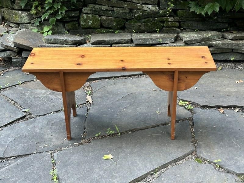 Contemporary pine country bench, measures 40" wide x 12" deep x 18" high. Nice clean condition. (1 of 2)