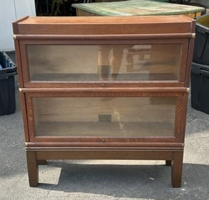 GLOBE-WERNICKE (2) stack barrister bookcase, quarter sewn oak, in nice clean estate condition,