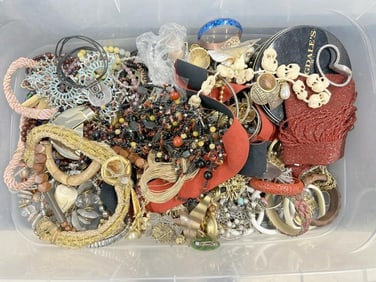 Estate lot costume jewelry from Woodstock, N.Y. including Artisian, etc. A good lot for dealer or