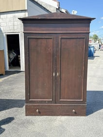 Guido Zichele decorattive Made in Italy (2) door armoire, made Exlusively for BLOOMINGDALES, has (3)