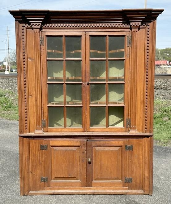 18th or early 19th c pine architecural form corner cabinet, from stone house in Stone Ridge, New (1 of 5)