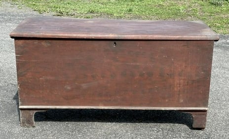 Sponge painted early country blanket box, from stone house in Stone Ridge, N.Y. Nice form and